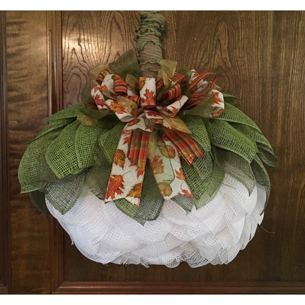 Fall pumpkin wreath